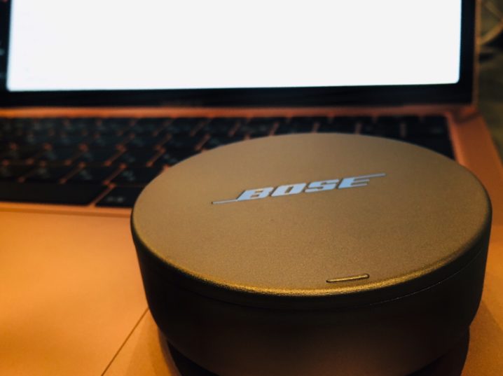 bose noise masking sleeping budsの画像
